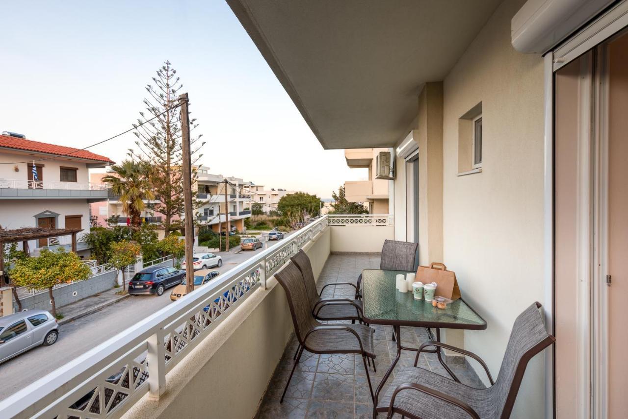 Bon Bonheur Apartments Rhodes City Bagian luar foto